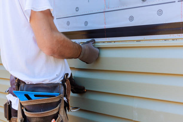 Trusted Storm Damage Siding Repair service in Monroeville, IN - Creative Siding